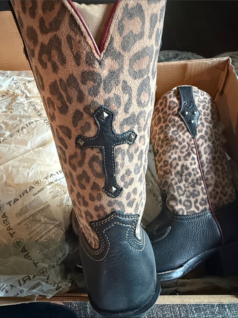 Ariat Leopard Print Western Cowgirl Boots - Black & Brown and red. New in box - Picture 10 of 11